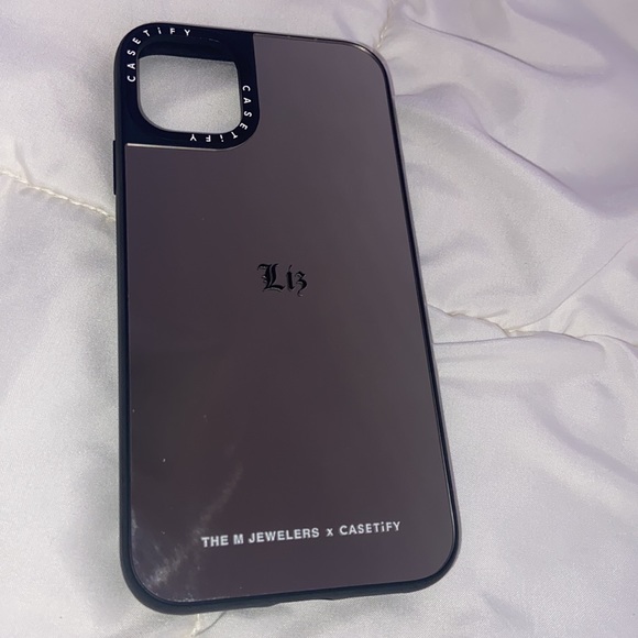 Casetify The M Jewelers Custom Silver MagSafe Mirrored IPhone 11 Case - Picture 3 of 9